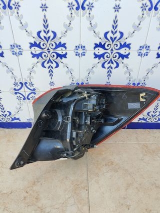 Piloto trasero izquierdo Ford Ka+