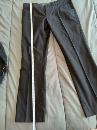 Traje Zara hombre color negro t 54/44