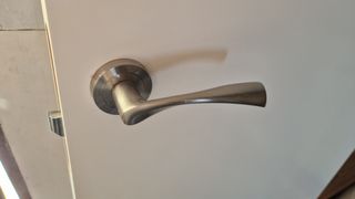 Puerta maciza blanca