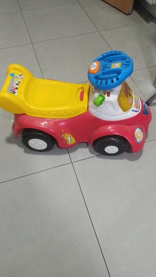 Coche correpasillos