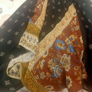 Falda Desigual