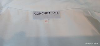 camisa blanca manga larga mariposas