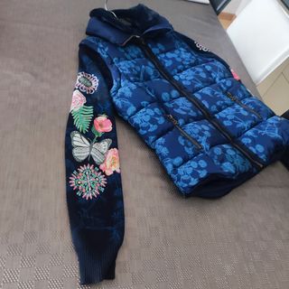 Cazadora de niña de Desigual