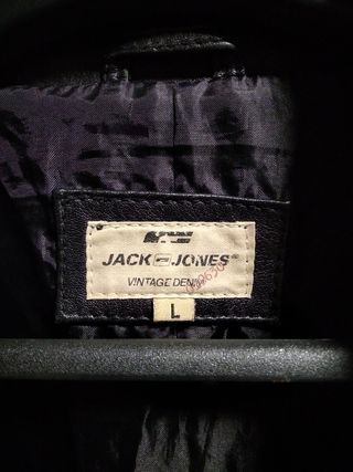 Chaqueta cuero negro