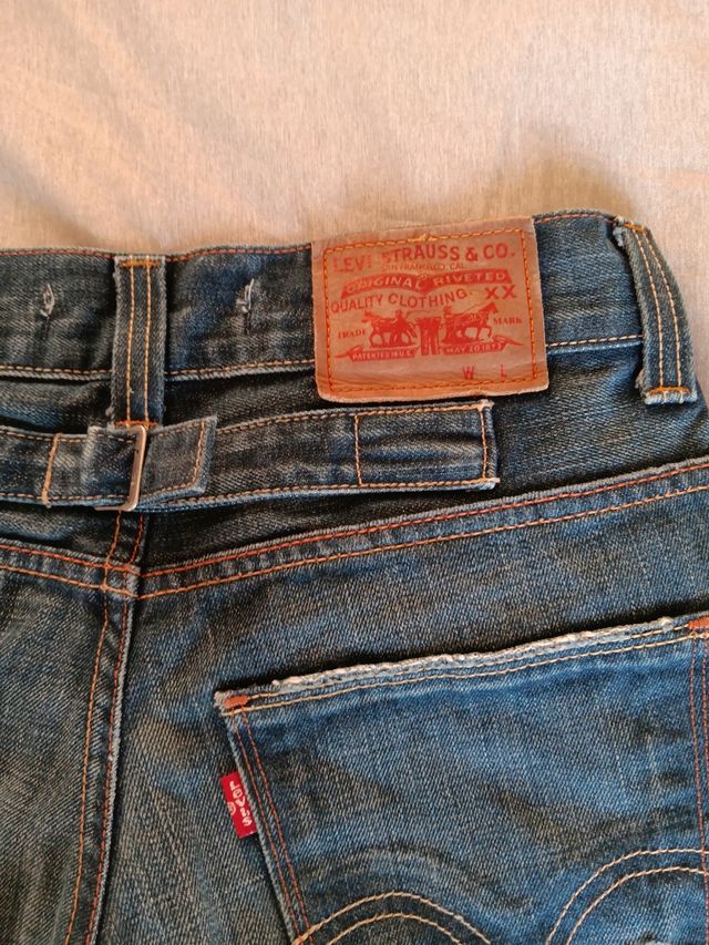 Pantalones cortos LEVIS originales