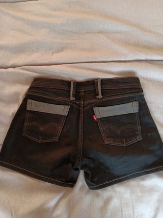 Pantalones cortos LEVIS originales 