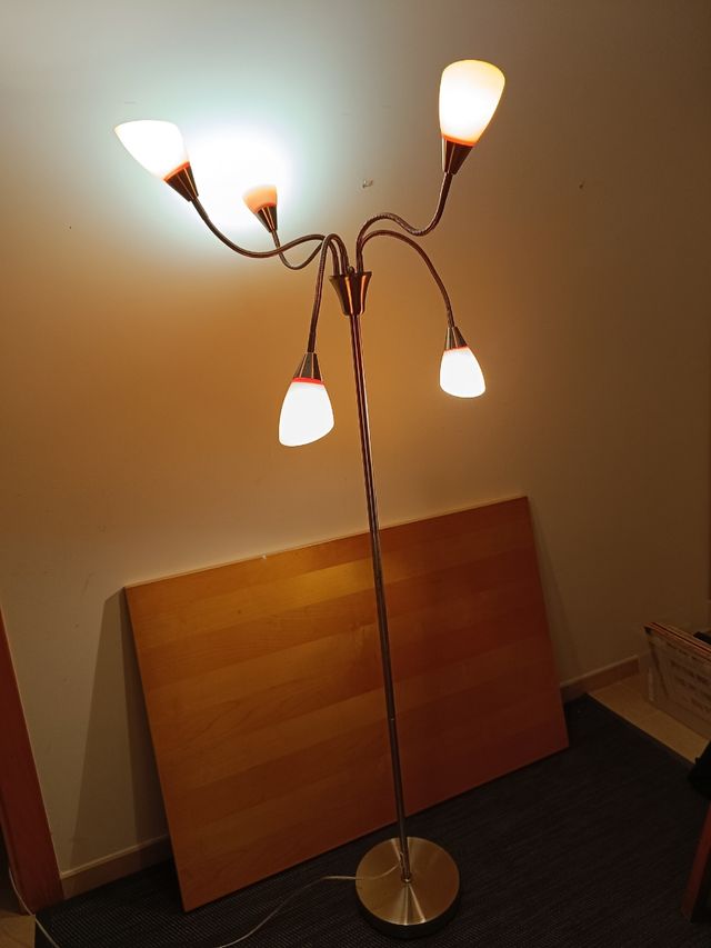 Lampara de pie vintage