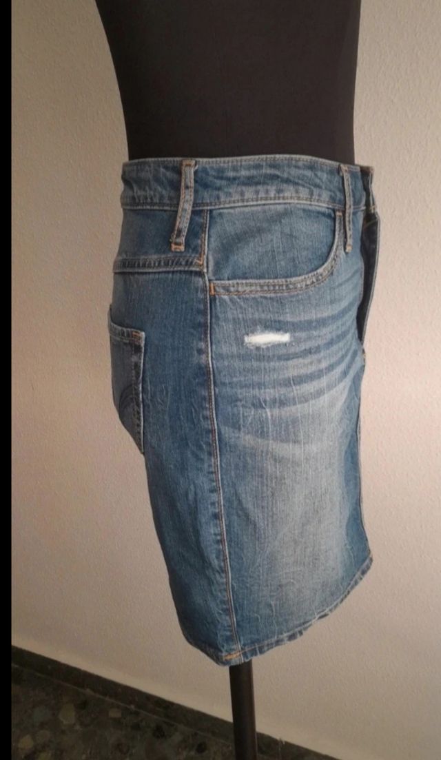 Falda vaquera de Hollister (mirar medidas)