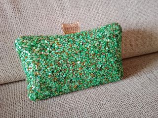 Bolso de mano pedrería