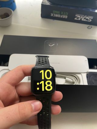 APPLE WATCH SERIES 5 NIKE +