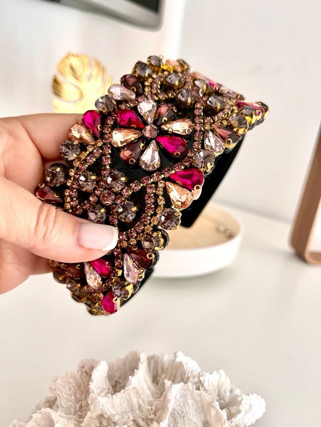Diadema, tocado para boda o evento