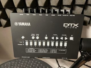 bateria electronica Yamaha DTX402K E-Drum Set