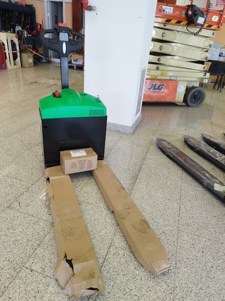 TRANSPALETA ELECTRICA 1500kg