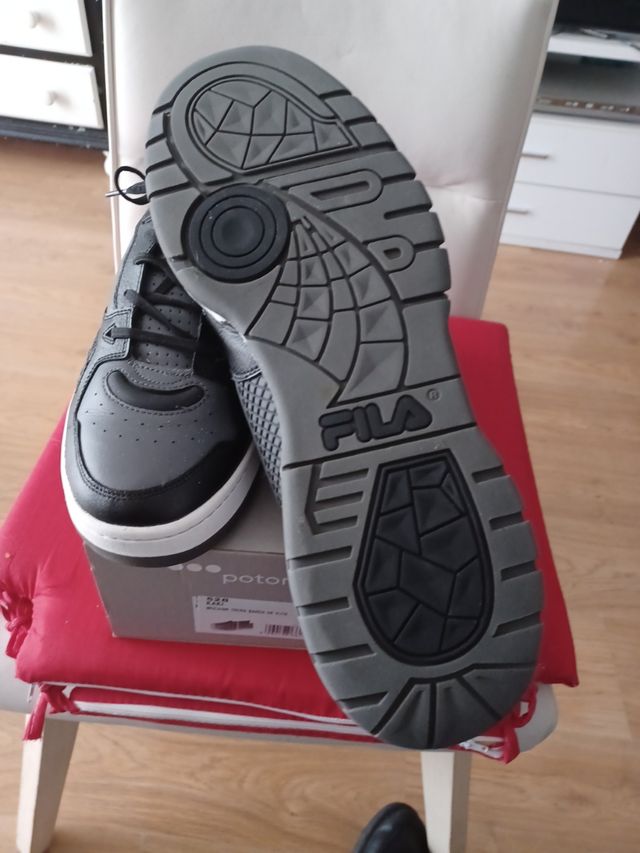 ZPatillas fila terrathat # 46 como nuevo