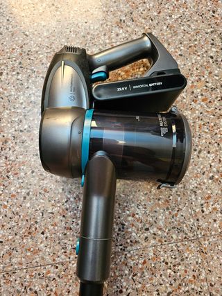 Aspirador vertical sin cables