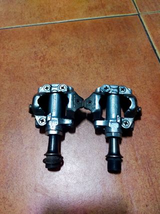 Pedales Shimano 