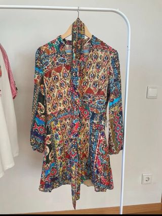 Vestido estampado Zara