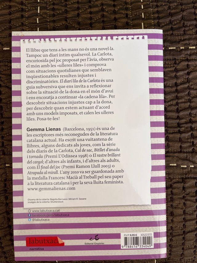 Libro El diari lila de la Carlota
