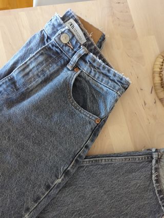 Pantalón Zara 