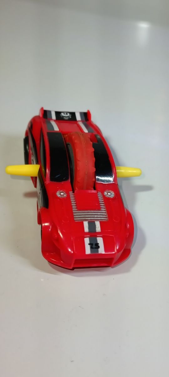 AUTO LANZADOR MAX CAR RACE 1/64