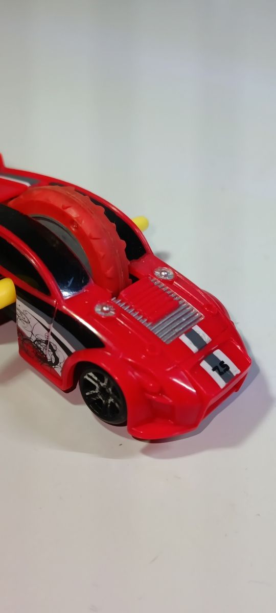 AUTO LANZADOR MAX CAR RACE 1/64