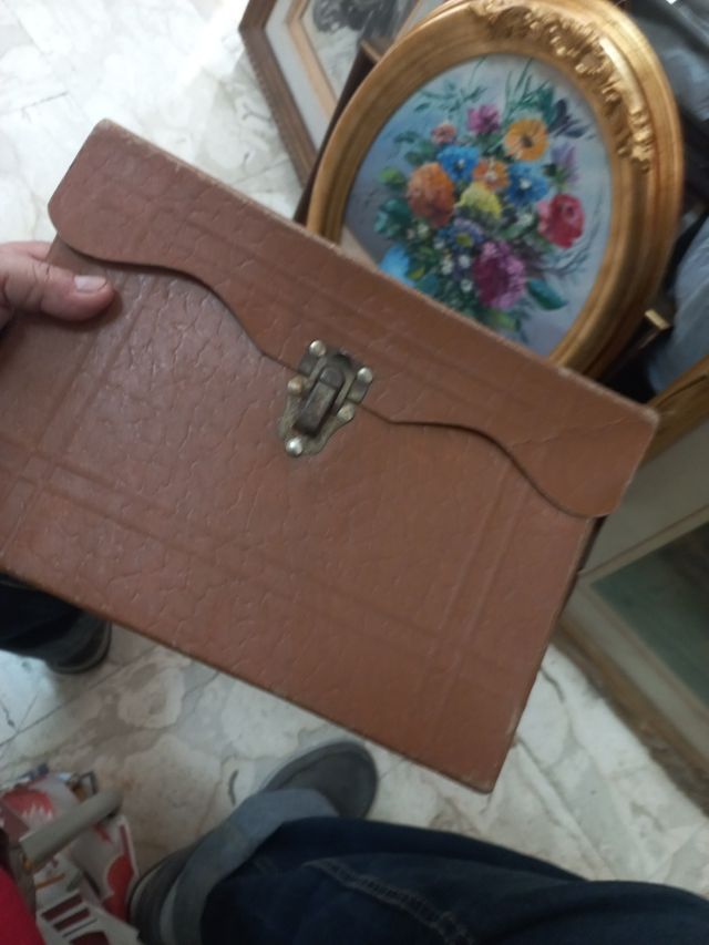 Vecchia cartella scolastica