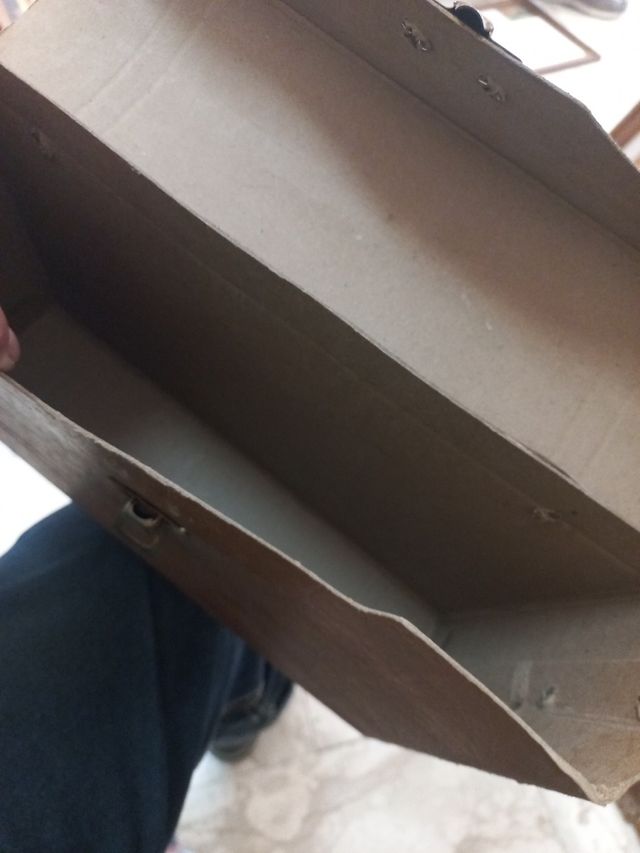 Vecchia cartella scolastica