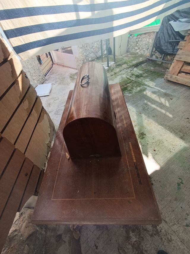 Mesa para máquina de coser vintage de pino