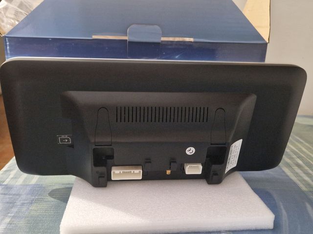 Radio Pantalla 12,3" mercedes w176