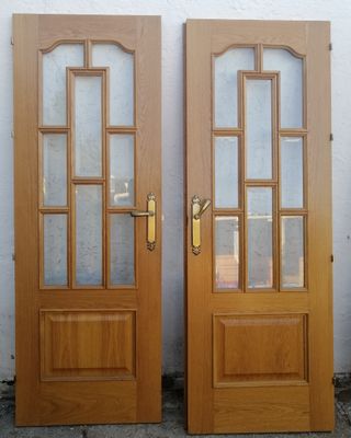 PUERTAS DE SALÓN