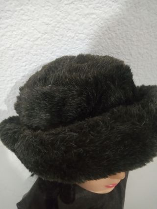 ANTIGUO SOMBRERO O GORRO SIMIL DE PIEL