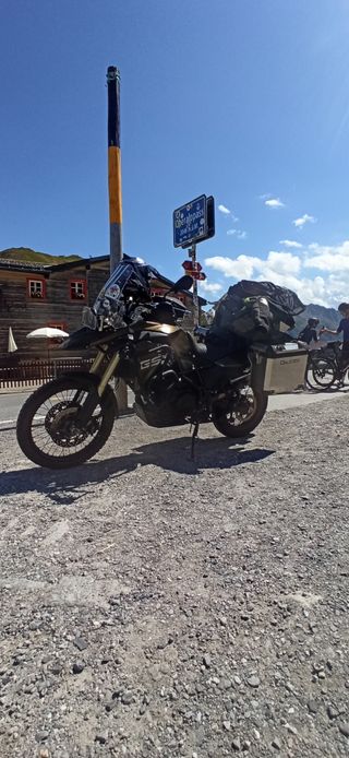 BMW F800gs