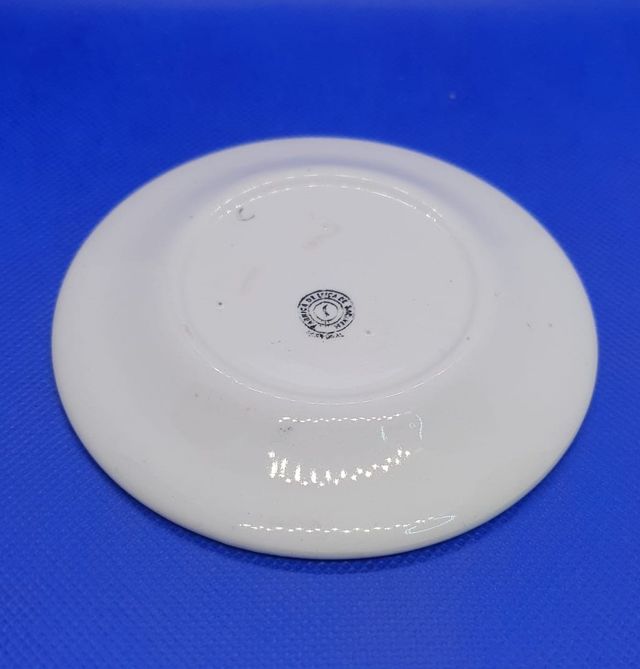 Plato pequeño cerámica portuguesa.