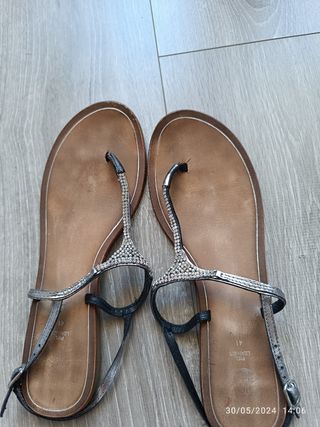 Sandalias