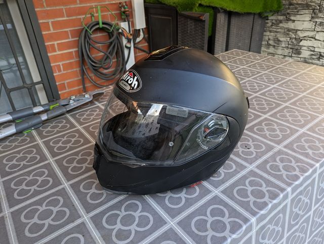 Casco da moto regolabile