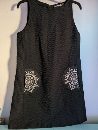 Vestido negro Desigual by Lacroix 