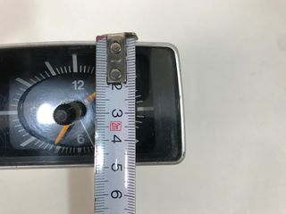 Reloj coche clásico