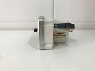 Reloj coche clásico