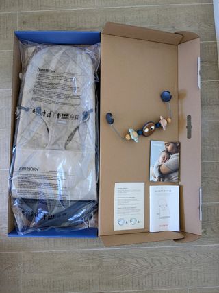 Hamaca babybjorn Bliss con juguete