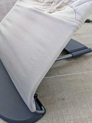 Hamaca babybjorn Bliss con juguete