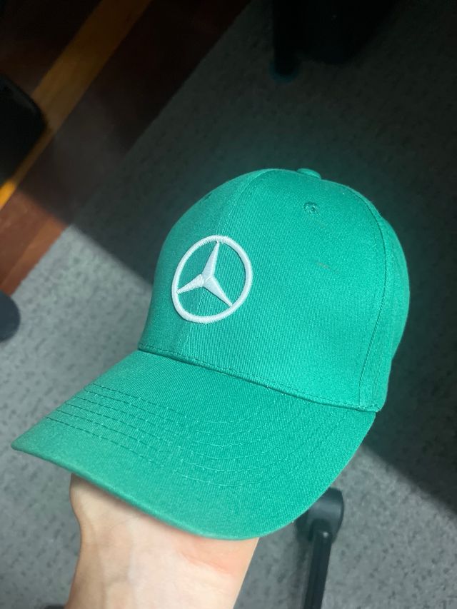 gorra mercedes