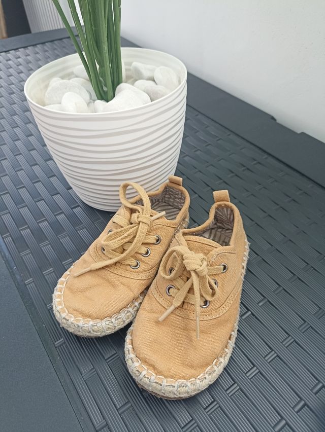 Zapatos niño Zara