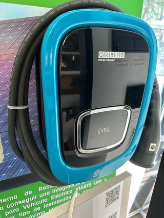 Punto de Recarga de Vehiculo Eléctrico