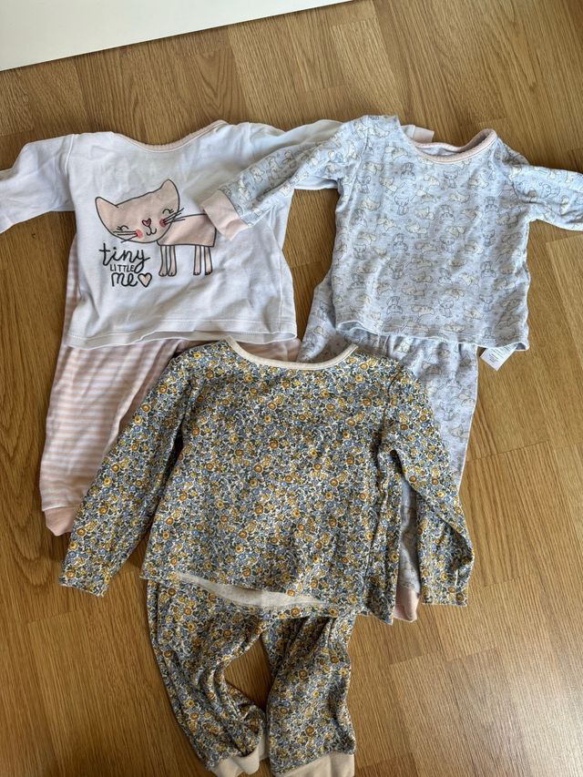 Pijamas bebé
