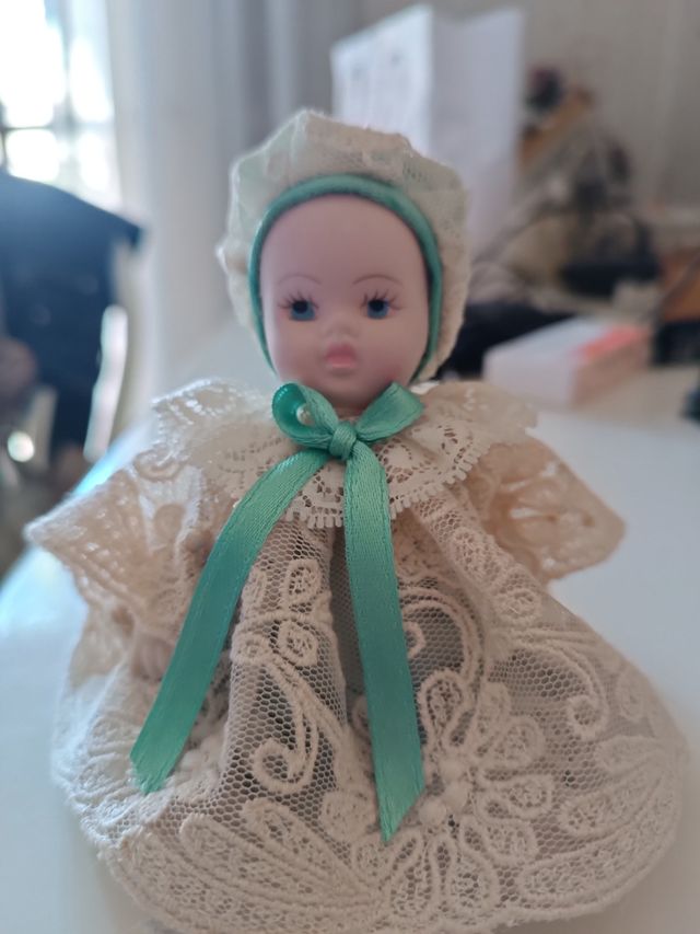 Bambola di porcellana di Capodimonte