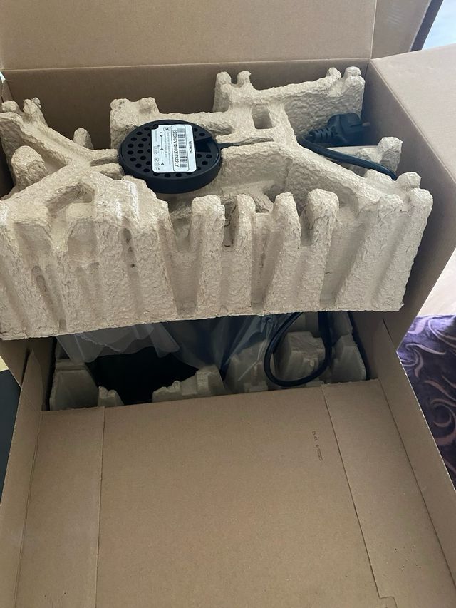 Nespresso Vertuo Next Sin abrir