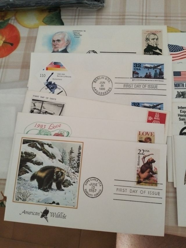 Lotto francobolli e buste Originali Nuovi