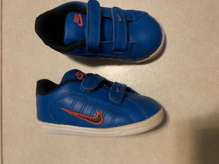 Scarpe Nike numero 25