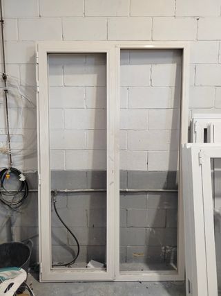 Puerta entrada terraza 