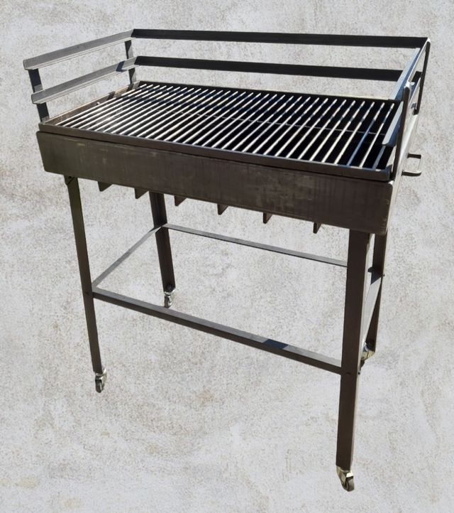 Barbacoa Artesanal de Carbón-Leña